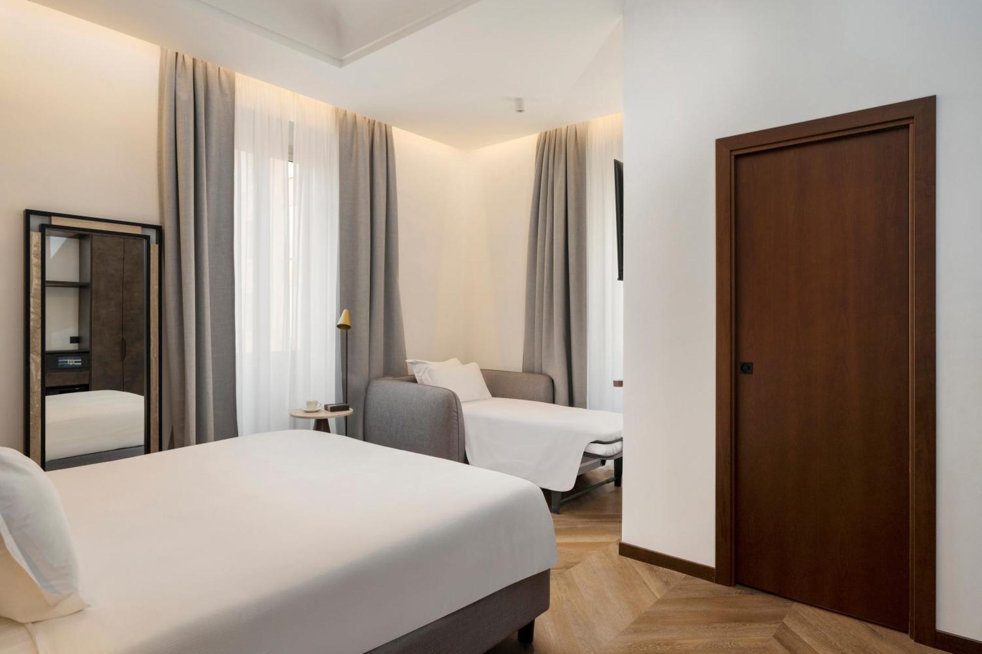 Boutique Hotel Piedra Rome City Centre Exterior photo